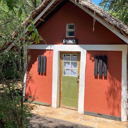 Maasai Simba Camp Hotell Amboseli Exteriör bild