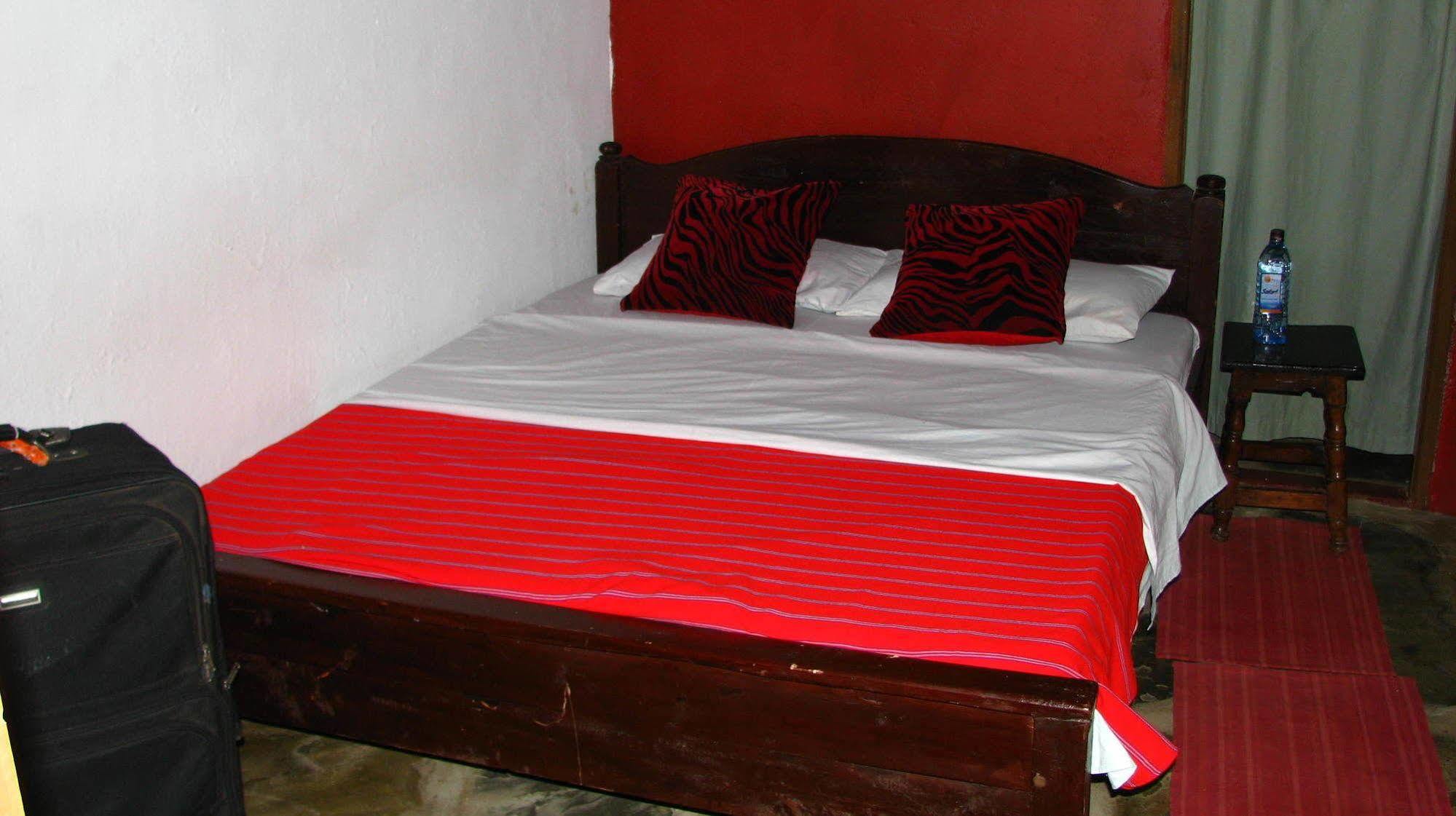Maasai Simba Camp Hotell Amboseli Exteriör bild