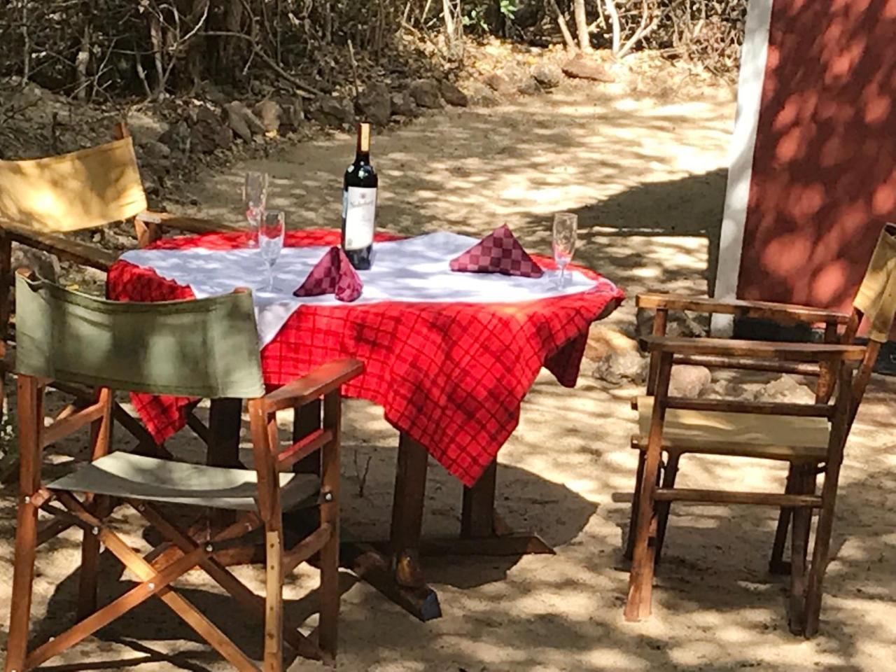 Maasai Simba Camp Hotell Amboseli Exteriör bild